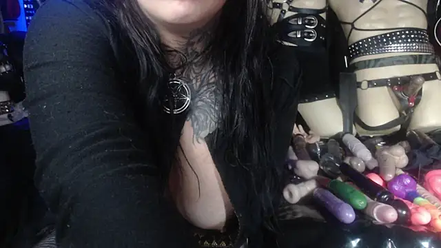 Snapshot of Astartexxx chatting on 28, 9, 2025 Astartexxx online show from 28, 9, 2025
