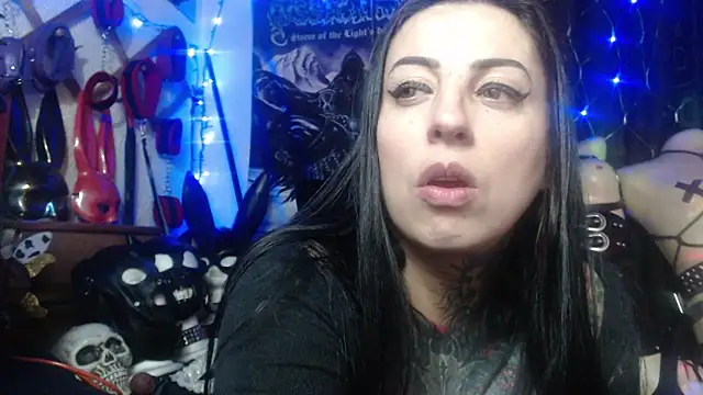 Snapshot of Astartexxx chatting on 13, 10, 2025 Astartexxx online show from 13, 10, 2025