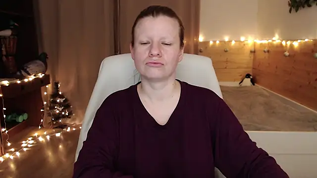 Snapshot of Exponent_5 chatting on 1, 1, 2025 Exponent 5 online show from 1, 1, 2025