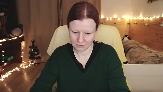 Snapshot of Exponent_5 chatting on 24, 2, 2025 Exponent 5 online show from 24, 2, 2025