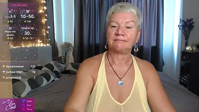 roxana brooks online show from 13, 5, 2026