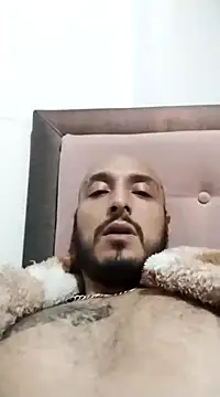 Snapshot of KenllyH chatting on 5, 1, 2025 KenllyH online show from 5, 1, 2025