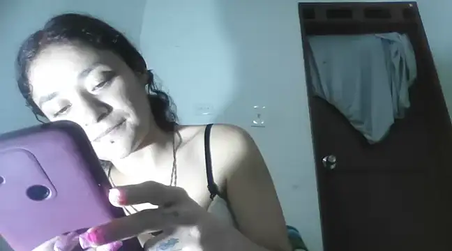 TamaraNauthy online show from 15, 3, 2025