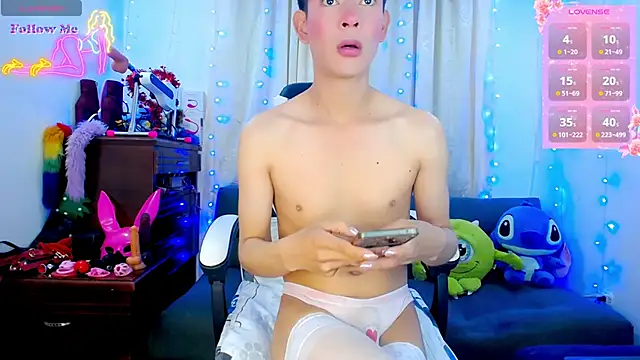 Aleexx    online show from 4, 11, 2025