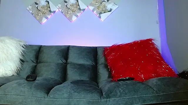 Karina Yang online show from 17, 3, 2025