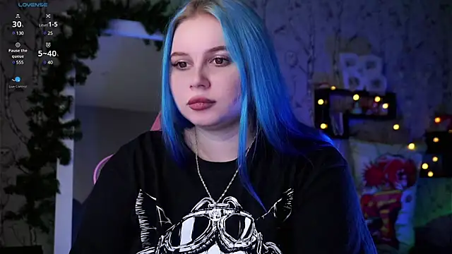 Snapshot of Moon_Valkyrie chatting on 22, 1, 2025 Moon Valkyrie online show from 22, 1, 2025