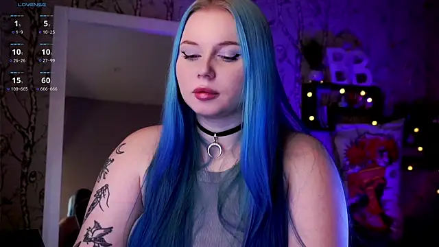 Snapshot of Moon_Valkyrie chatting on 5, 2, 2025 Moon Valkyrie online show from 5, 2, 2025