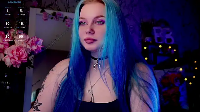 Snapshot of Moon_Valkyrie chatting on 10, 2, 2025 Moon Valkyrie online show from 10, 2, 2025