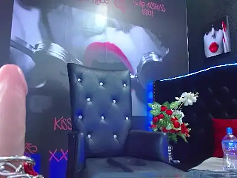 Snapshot of VALERY_MEER chatting on 5, 12, 2024 VALERY MEER online show from 5, 12, 2024