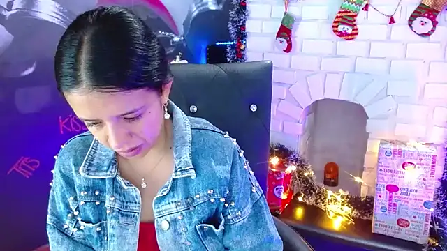 Snapshot of VALERY_MEER chatting on 21, 12, 2024 VALERY MEER online show from 21, 12, 2024