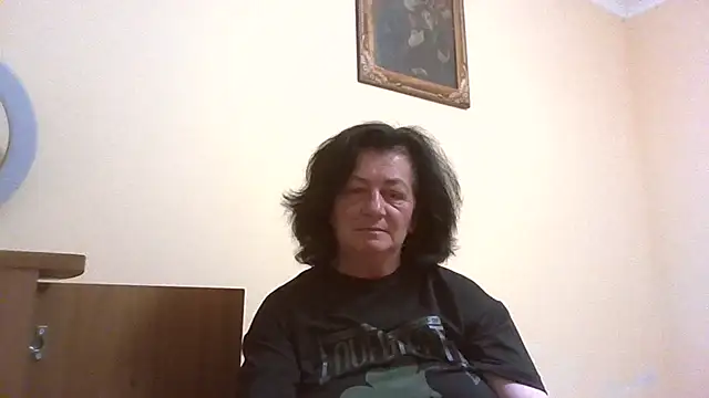 Snapshot of GypsiQueen2 chatting on 23, 5, 2026 GypsiQueen2 online show from 23, 5, 2026