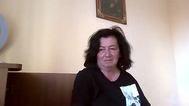 Snapshot of GypsiQueen2 chatting on 30, 5, 2026 GypsiQueen2 online show from 30, 5, 2026