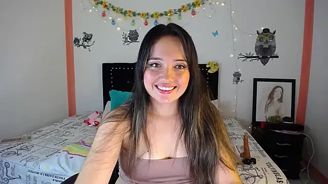 naughty girl 4u online show from 3, 2, 2025