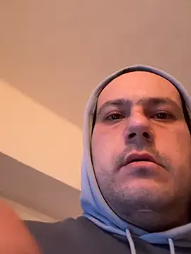 Snapshot of Lovemilf6969@xh chatting on 10, 3, 2026 Lovemilf6969xh online show from 10, 3, 2026