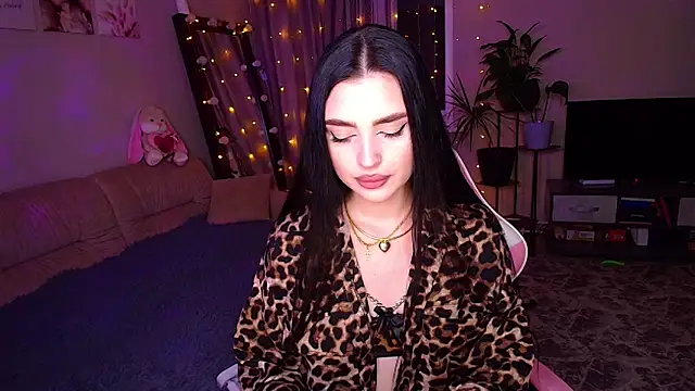   Malika   online show from 30, 11, 2025