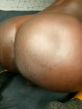 Snapshot of Texanguy01 chatting on 16, 12, 2025 Texanguy01 online show from 16, 12, 2025