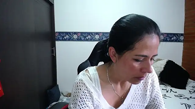 sharoon cheerry online show from 6, 11, 2025