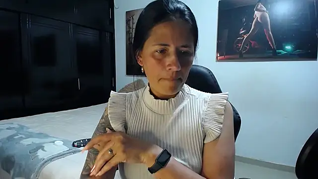 Snapshot of sharoon_cheerry chatting on 28, 2, 2026 sharoon cheerry online show from 28, 2, 2026