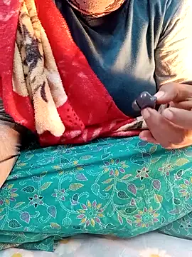 Snapshot of Bengali-boudi chatting on 5, 12, 2025 Bengali-boudi online show from 5, 12, 2025