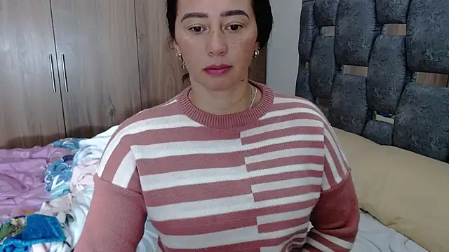 sara hott 1 online show from 21, 1, 2025