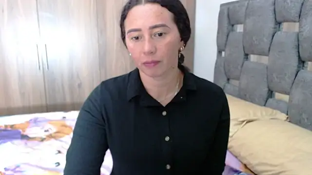 sara hott 1 online show from 5, 2, 2025