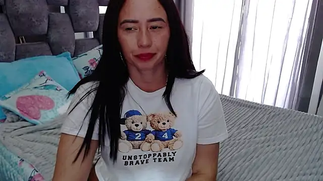 sara hott 1 online show from 23, 9, 2025