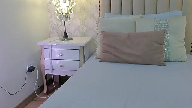 Pia Johnson  online show from 20, 2, 2026