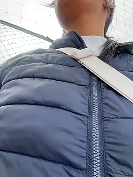 J loren online show from 8, 1, 2026