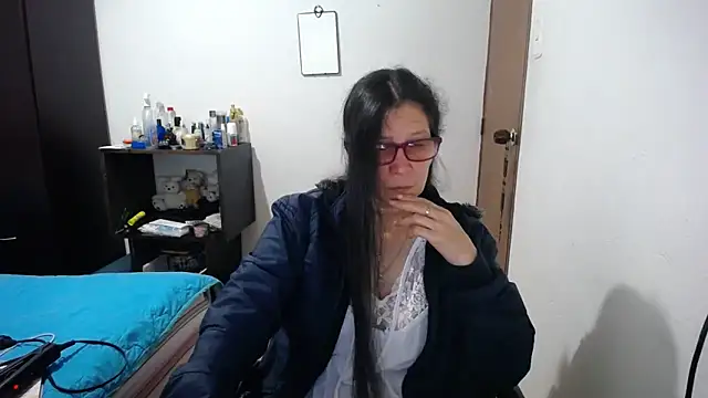 Snapshot of latin49 chatting on 23, 10, 2025 latin49 online show from 23, 10, 2025