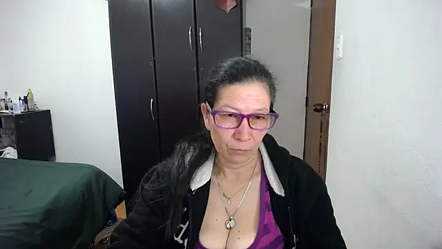 Snapshot of latin49 chatting on 27, 2, 2026 latin49 online show from 27, 2, 2026