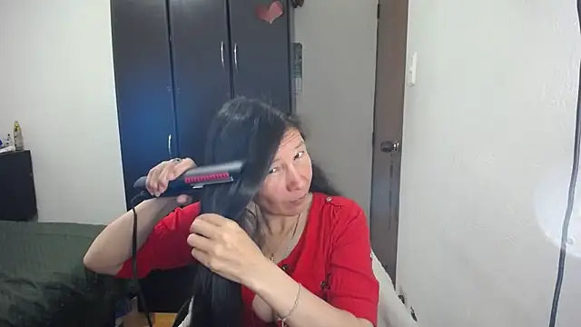 Snapshot of latin49 chatting on 13, 4, 2026 latin49 online show from 13, 4, 2026