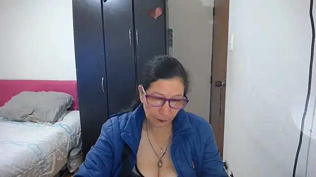 Snapshot of latin49 chatting on 29, 5, 2026 latin49 online show from 29, 5, 2026