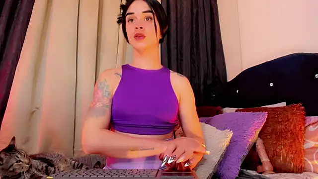 Snapshot of lesly_xx chatting on 5, 7, 2026 lesly xx online show from 5, 7, 2026