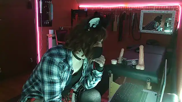 Snapshot of Ginny-the-bdsm-nympho chatting on 27, 2, 2025 Ginny-the-bdsm-nympho online show from 27, 2, 2025