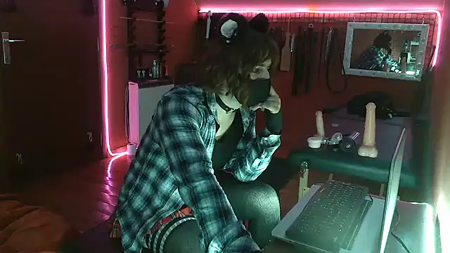 Snapshot of Ginny-the-bdsm-nympho chatting on 13, 3, 2025 Ginny-the-bdsm-nympho online show from 13, 3, 2025