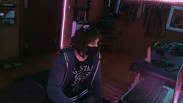 Snapshot of Ginny-the-bdsm-nympho chatting on 13, 11, 2025 Ginny-the-bdsm-nympho online show from 13, 11, 2025