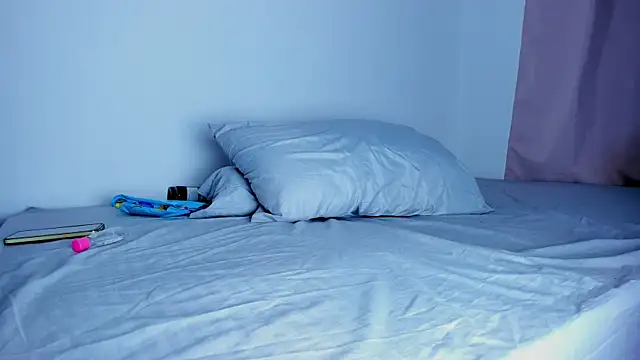 Skarleth69 online show from 13, 4, 2026