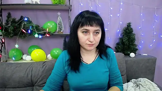 NinaFlawlees online show from 10, 1, 2025