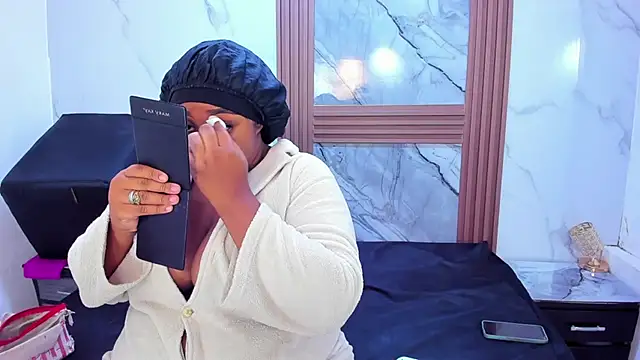 HannyMansonh online show from 12, 3, 2025