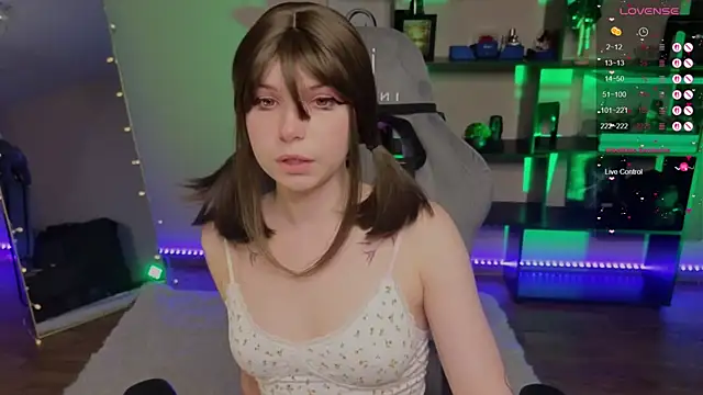 Snapshot of zelda_1 chatting on 16, 12, 2025 zelda 1 online show from 16, 12, 2025