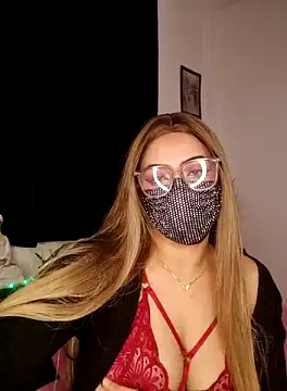 Snapshot of Bayan-Queen chatting on 11, 3, 2025 Bayan-Queen online show from 11, 3, 2025