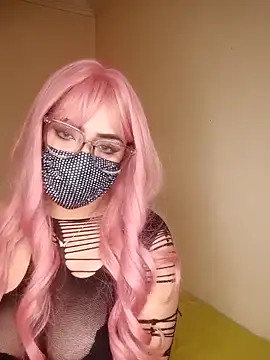 Snapshot of Bayan-Queen chatting on 17, 3, 2025 Bayan-Queen online show from 17, 3, 2025