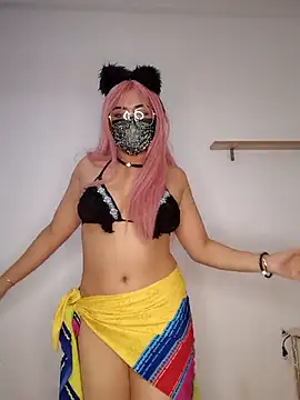 Snapshot of Bayan-Queen chatting on 16, 9, 2025 Bayan-Queen online show from 16, 9, 2025