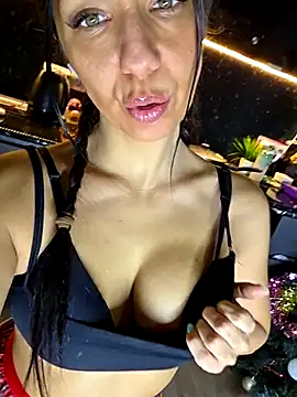 LeticiaWoods online show from 22, 12, 2025