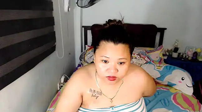 Snapshot of Asianwow22 chatting on 8, 3, 2025 Asianwow22 online show from 8, 3, 2025