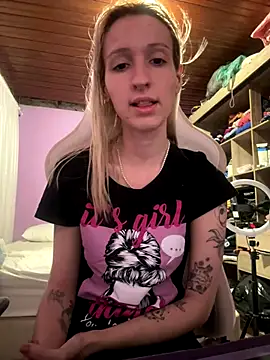 bunnydark00 online show from 19, 12, 2025