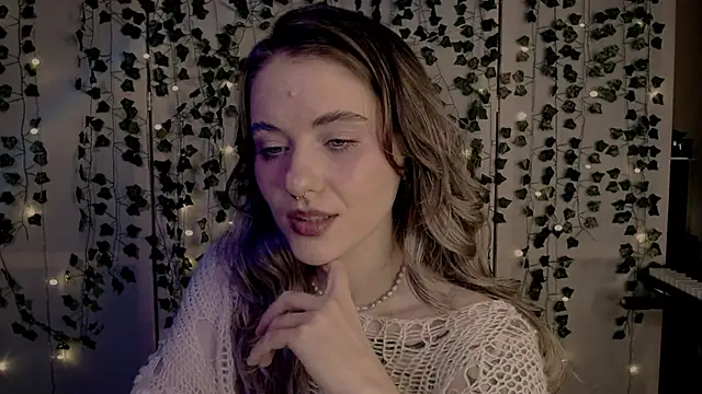 Snapshot of risha_laas chatting on 16, 2, 2025 risha laas online show from 16, 2, 2025