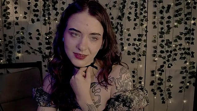 Snapshot of risha_laas chatting on 22, 3, 2025 risha laas online show from 22, 3, 2025