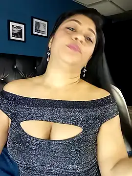 Snapshot of Lashmy111 chatting on 18, 1, 2025 Lashmy111 online show from 18, 1, 2025