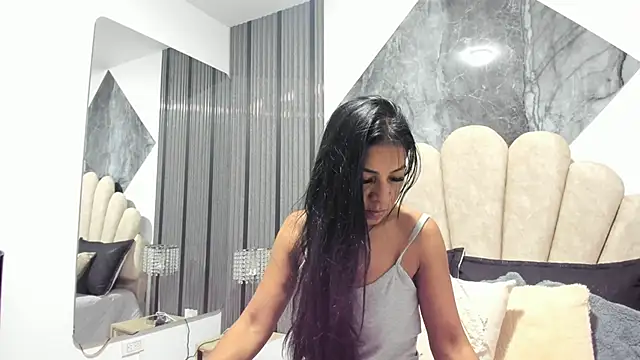 Naughty  Mom online show from 17, 2, 2026